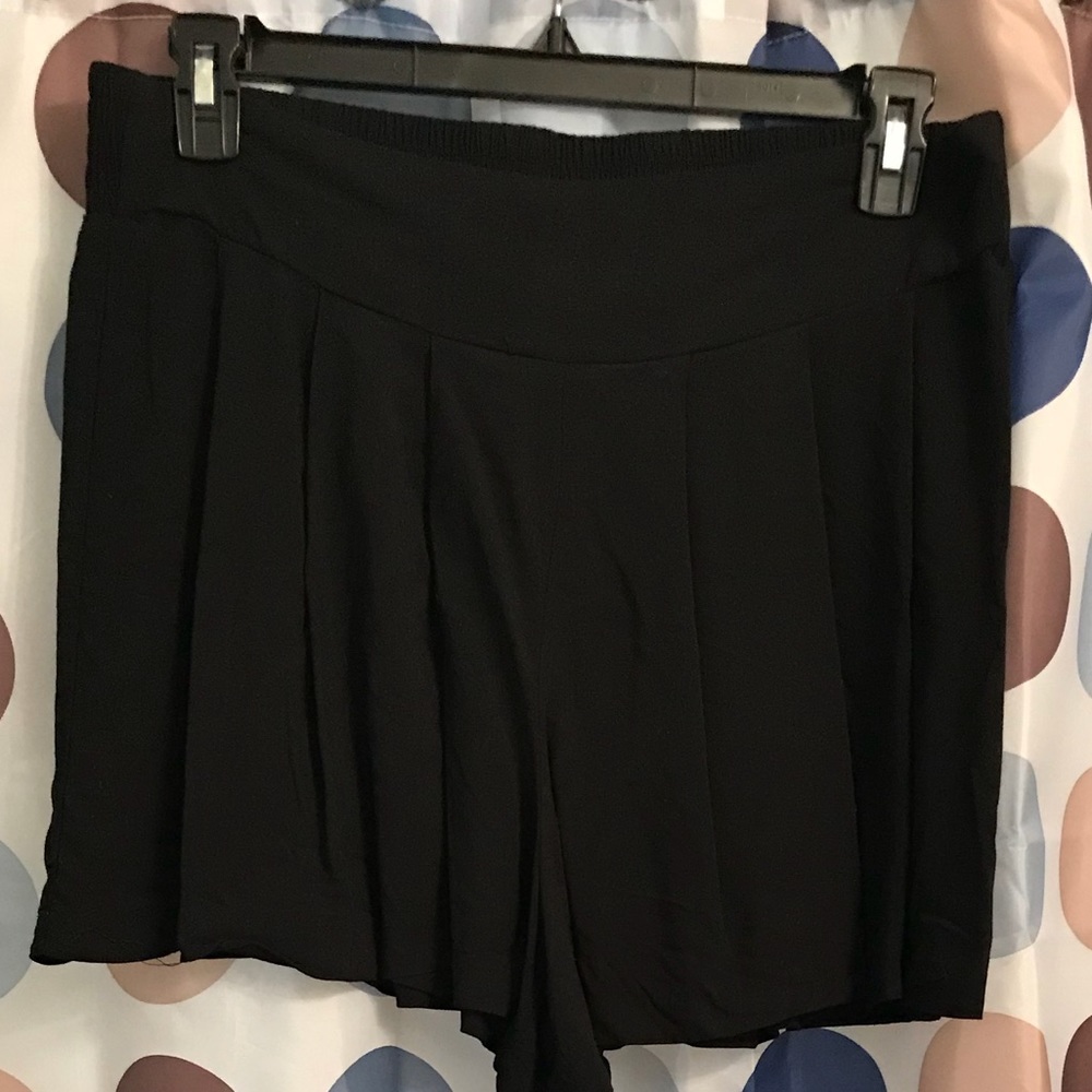 Breezy Pleated Shorts